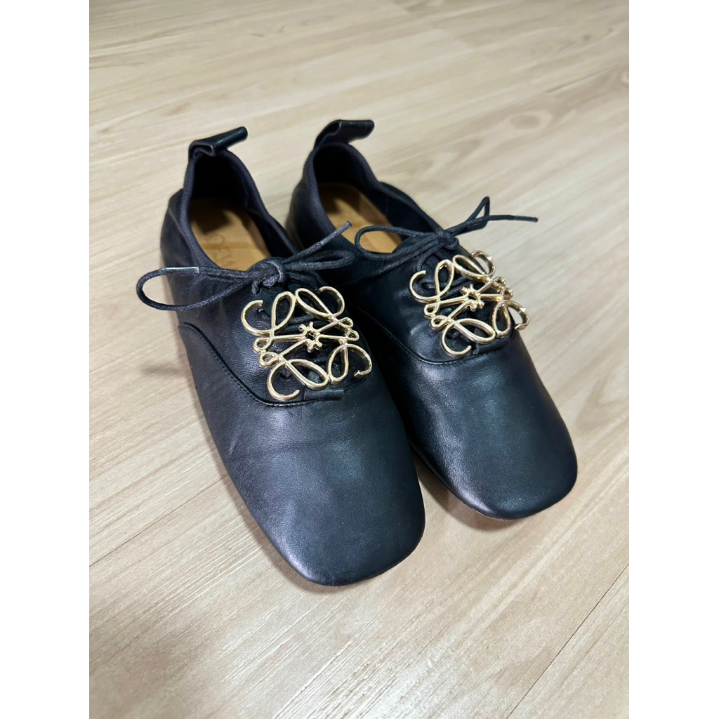 พร้อมส่งรองเท้าLoewe แท้💯 size 38 (23.5-24cm)