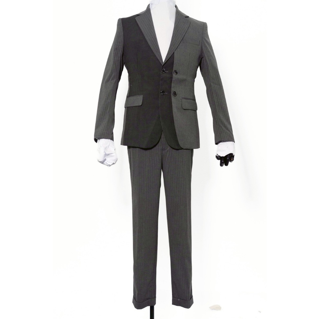 Striped Grey & Black Suit ผู้ชาย