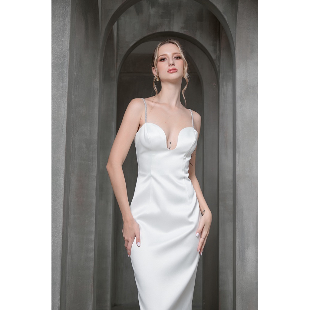 SSM22-Classic dress เดรสสายเดี่ยวแต่งสายเพชรผ้าซาติน