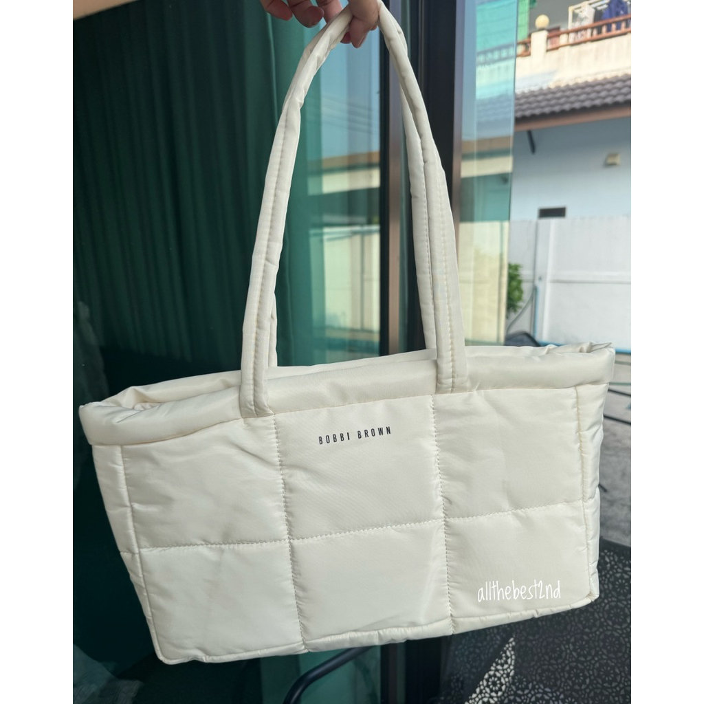 - New - BB tote white ของแถมจากเคาท์เตอร์
