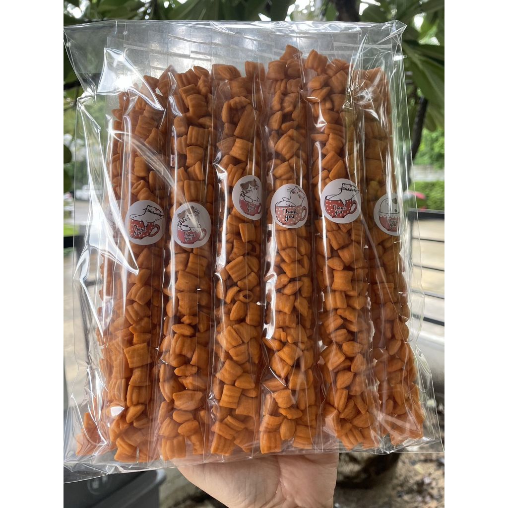 แบบแพ็ค บุษราคัม รสเค็ม 1 แพ็ค มี 12 ถุง