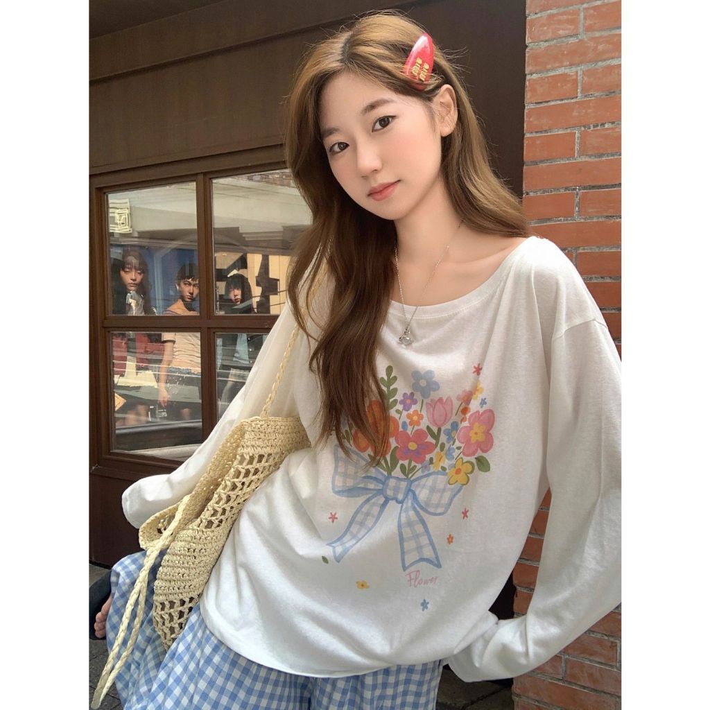 เสื้อยืดแขนยาวเนื้อบางเบาสำหรับกันแดดในฤดูร้อน ดีไซน์ใหม่ พิมพ์ลาย ทรงหลวม สบายตัว สวยงามและไม่เหมือนใครสำหรับผู้หญิง