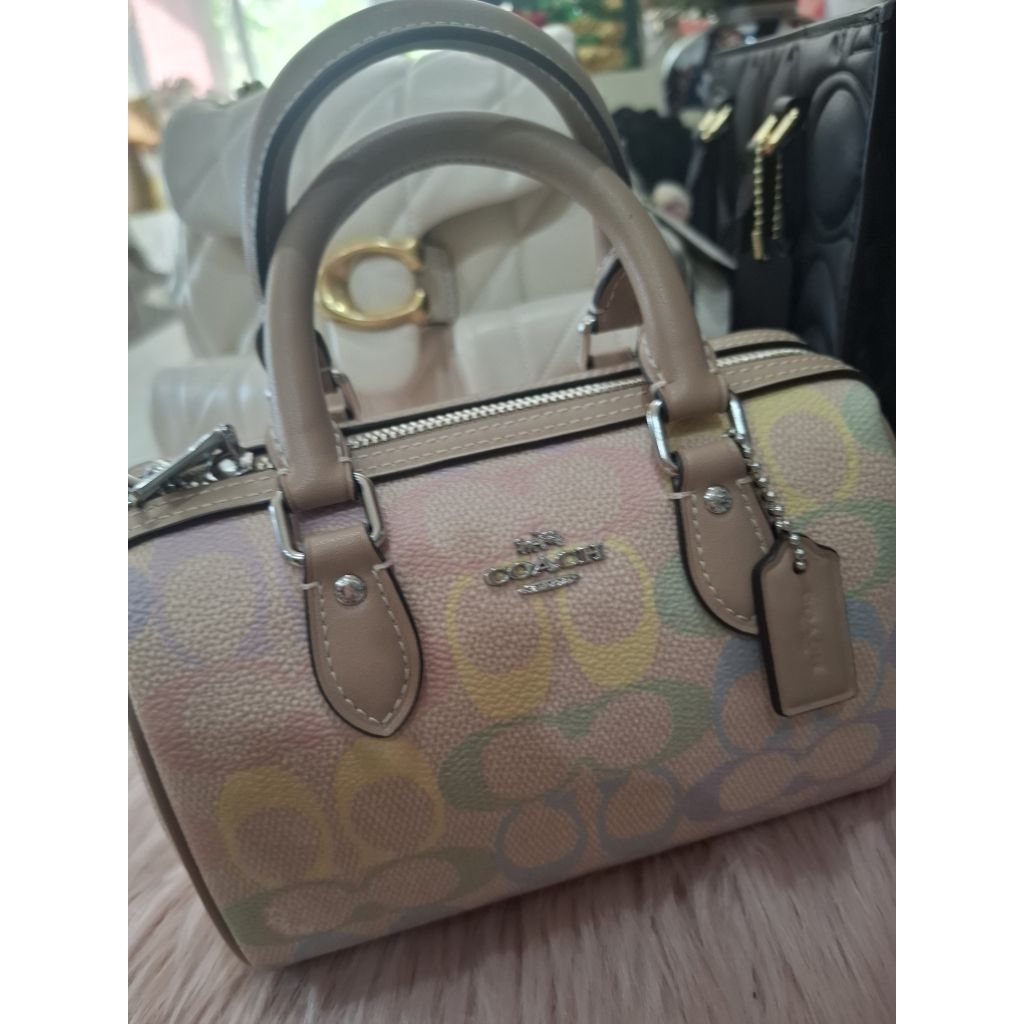 รับประกันแท้💯💥Coach Mini Rowan Crossbody In Rainbow Signature Canvas#รหัสรุ่น CDC39