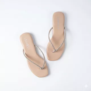 LEAVESSHOES รองเท้าแฟชั่นผู้หญิง แตะสวมพื้นนุ่ม รุ่น หนีบเพชร WINTER สีนู้ด ขาว ดำ นู้ดชมพู บลอนด์ ไซส์ 36-44