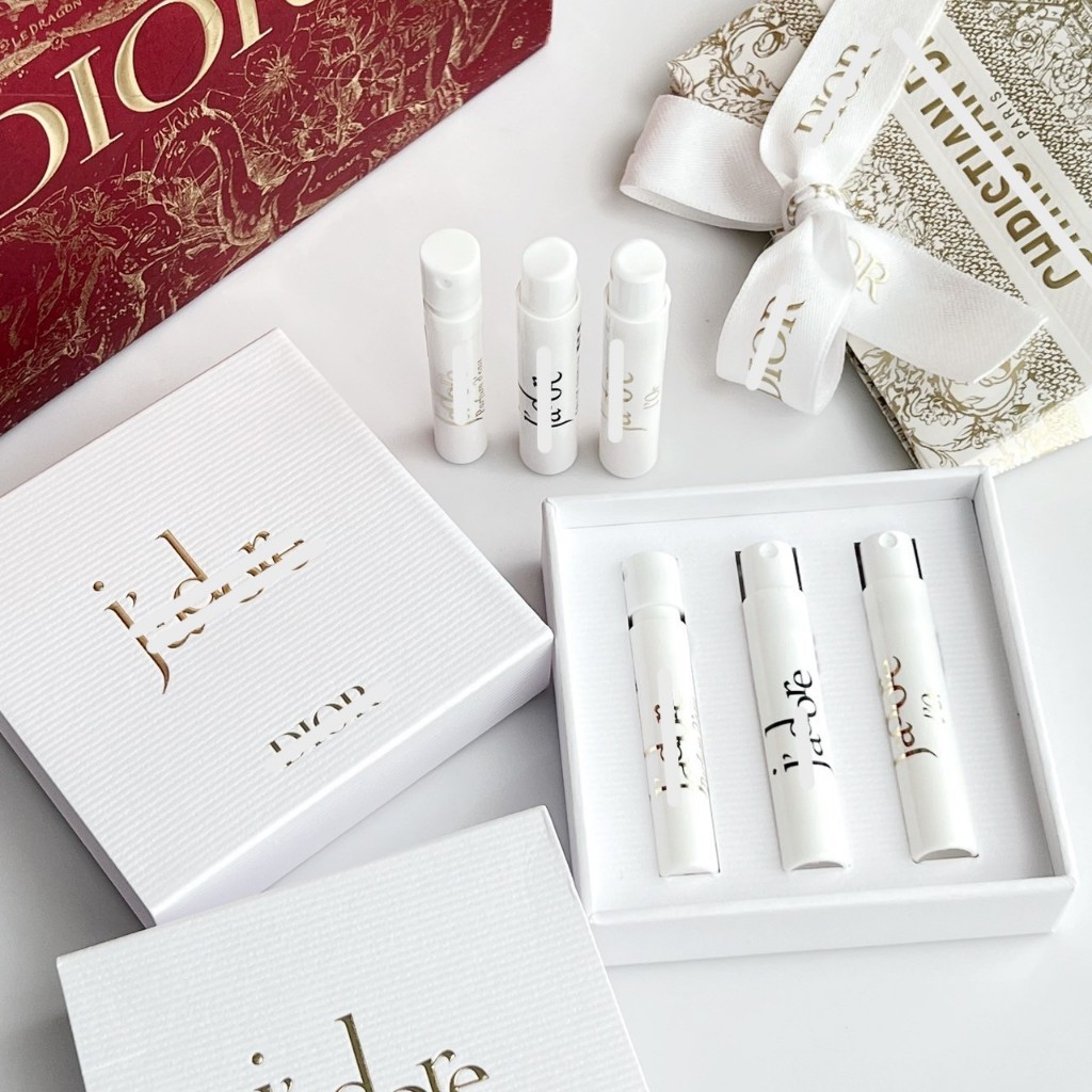 กลิ่นคนสวย มาอยู่รวมกันในเซ็ทนี้ D i 0 r J a d 0 r e Vial Box Set