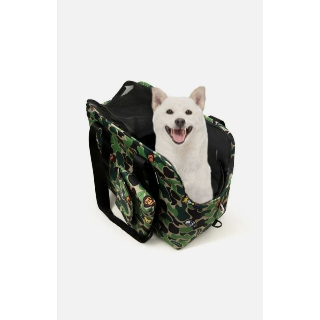 New‼️Bape pets carry bag กระเป๋าใส่สัตว์เลี้ยงแบรนด์ Bape Japan 🇯🇵