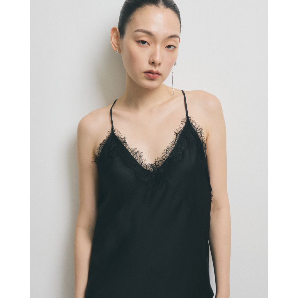 (ขาวS ดำทุกไซส์ พรีออร์เดอร์ 10-15วัน) AOP Archive - (มี2สี) Lace-trimmed Satin Camisole