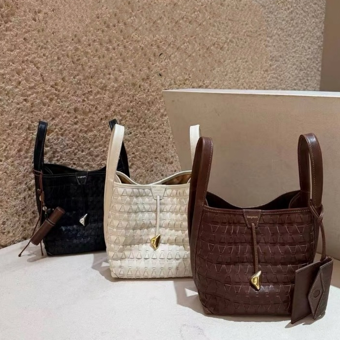 Songmont Lattice Basket Bag ของแท้ 100% กดจาก official Songmont