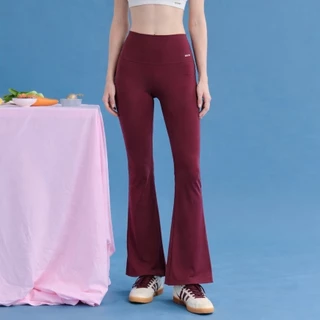 Lunar Gymwear - Flare Pant - กางเกงออกกำลังทรงขาม้าผ้าเรียบ เท่เก๋ไม่ซ้ำใคร ผ้านิ่มใส่สบาย จะลุคไหนก็เอาอยู่