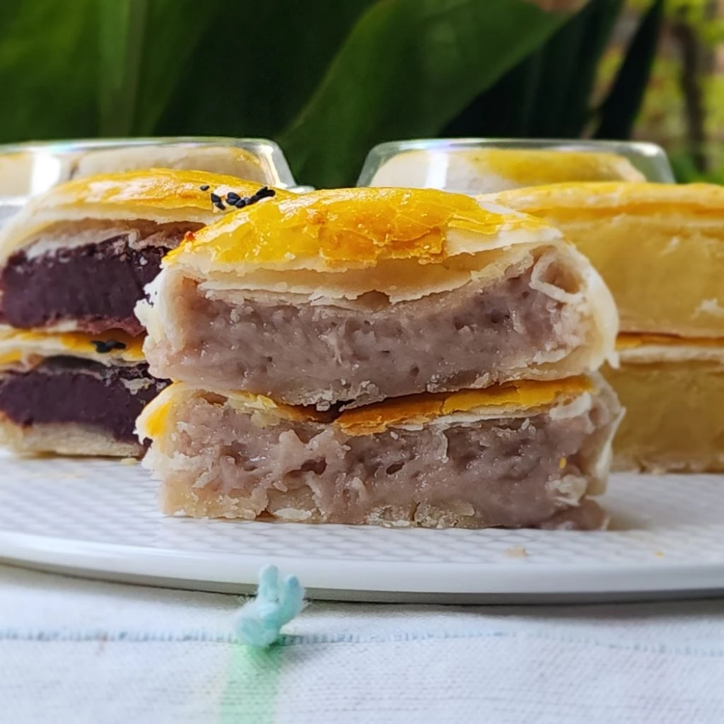 ขนมเปี๊ยะไซส์ใหญ่ (ขนาด 100 กรัม)