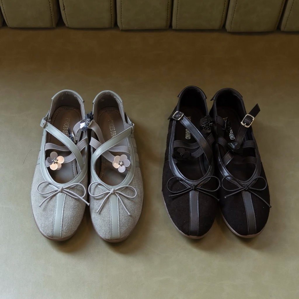 vs shoes size 36 grey color used like new