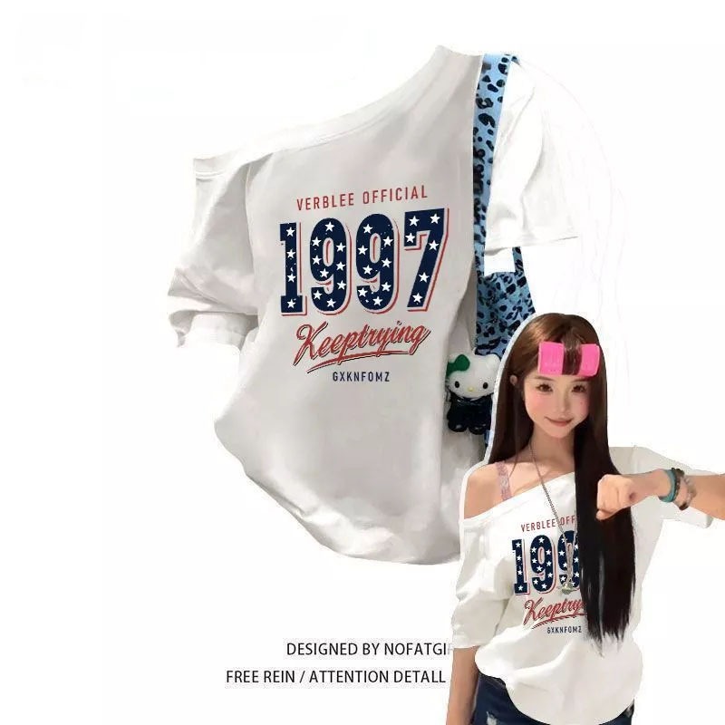 KKS✨พร้อมส่ง✨เสื้อปาดไหล่ผู้หญิง แขนสั้น ทรงหลวม สตรีทแฟชั่น ผ้าคอตตอนนุ่ม #74372