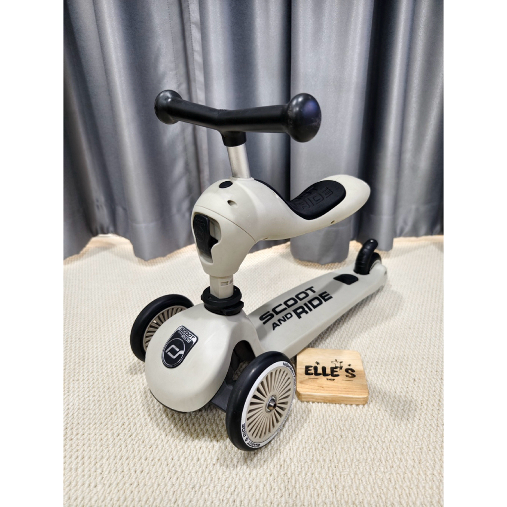 มือสอง ไม่มีกล่อง : Scoot and Ride Highway รุ่น Kick 1 [สี Ash]