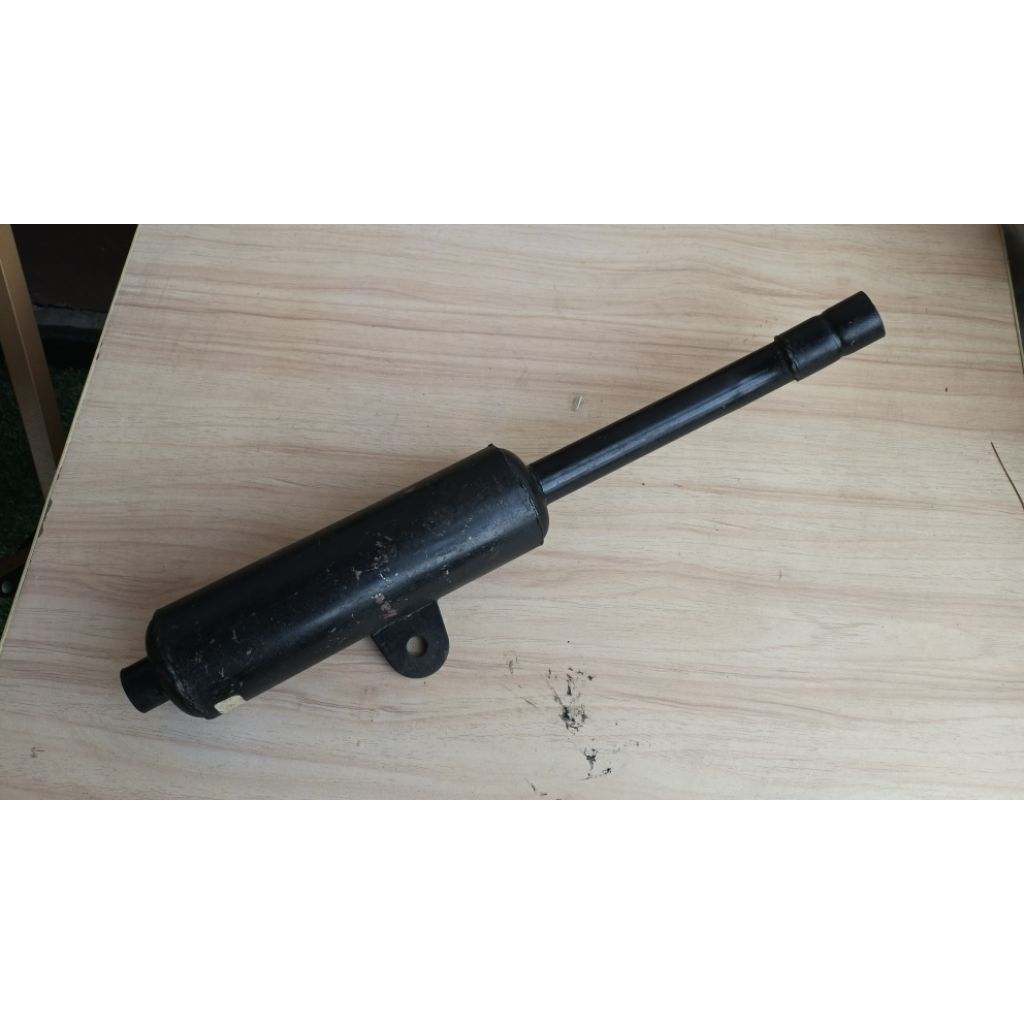 ปลายท่อ  Yamaha DT100 DT100x 💥ของใหม่เก่าเก็บงานเก่าพร้อมใช้งาน