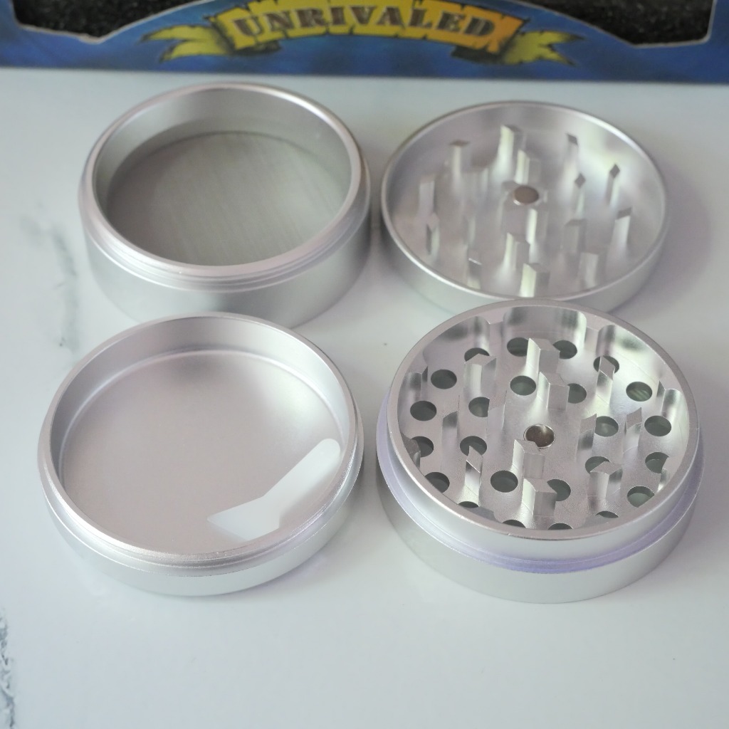 Premium Grinder – เครื่องบดสมุนไพรโลหะ 4 ชั้น งาน CNC ละเอียด ใบมีดคม บดลื่น (เซตคละสี) ราคา ถูกที่สุด ดีลบีเคเค แกลเลอรีภาพที่ 7