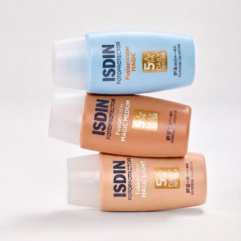 ISDIN FUSION WATER MAGIC SPF50 กันแดดเนื้อบางเบา ละลายหายไปกับผิว ไม่อุดตัน พร้อมป้องกันแสงสีฟ้า และ ฝุ่น PM2.5
