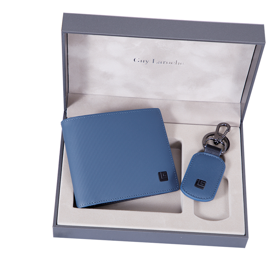 Guy Laroche Set กระเป๋าสตางค์หนังอัดลายลูกฟูก+หนังวัวเรียบ และพวงกุญแจสีน้ำเงิน รุ่น MGG0331KS6NVX