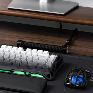 GravaStar Coiled Aviator USB-A to USB-C Cable สายเคเบิลสำหรับเชื่อมต่อและชาร์จคีย์บอร์ด