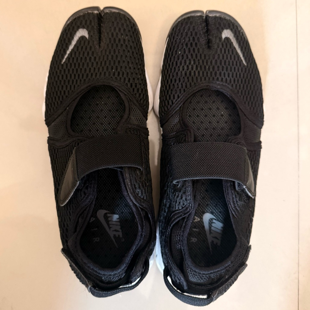 ส่งต่อ Nike Air Rift (9US, 40.5EU)
