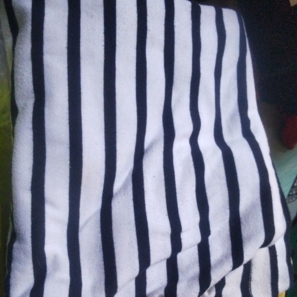 เสื้อยืดมือ 1 มือ 2 สวยๆ