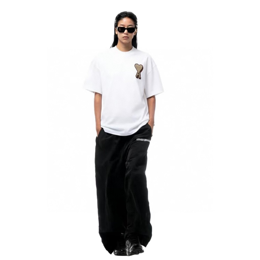 เสื้อยืด  ปักหัวใจนูนใหญ่ 1 กล่องมี 2 ชิ้น สินค้าใหม่ ของแท้ – โปรปัง