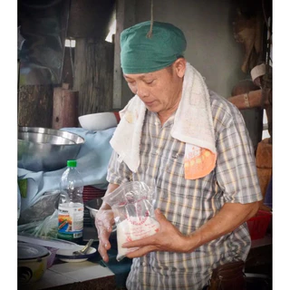 พริกลาบต้นข่อย แบบกระปุก รสชาติอร่อย เจ้าเจ้า