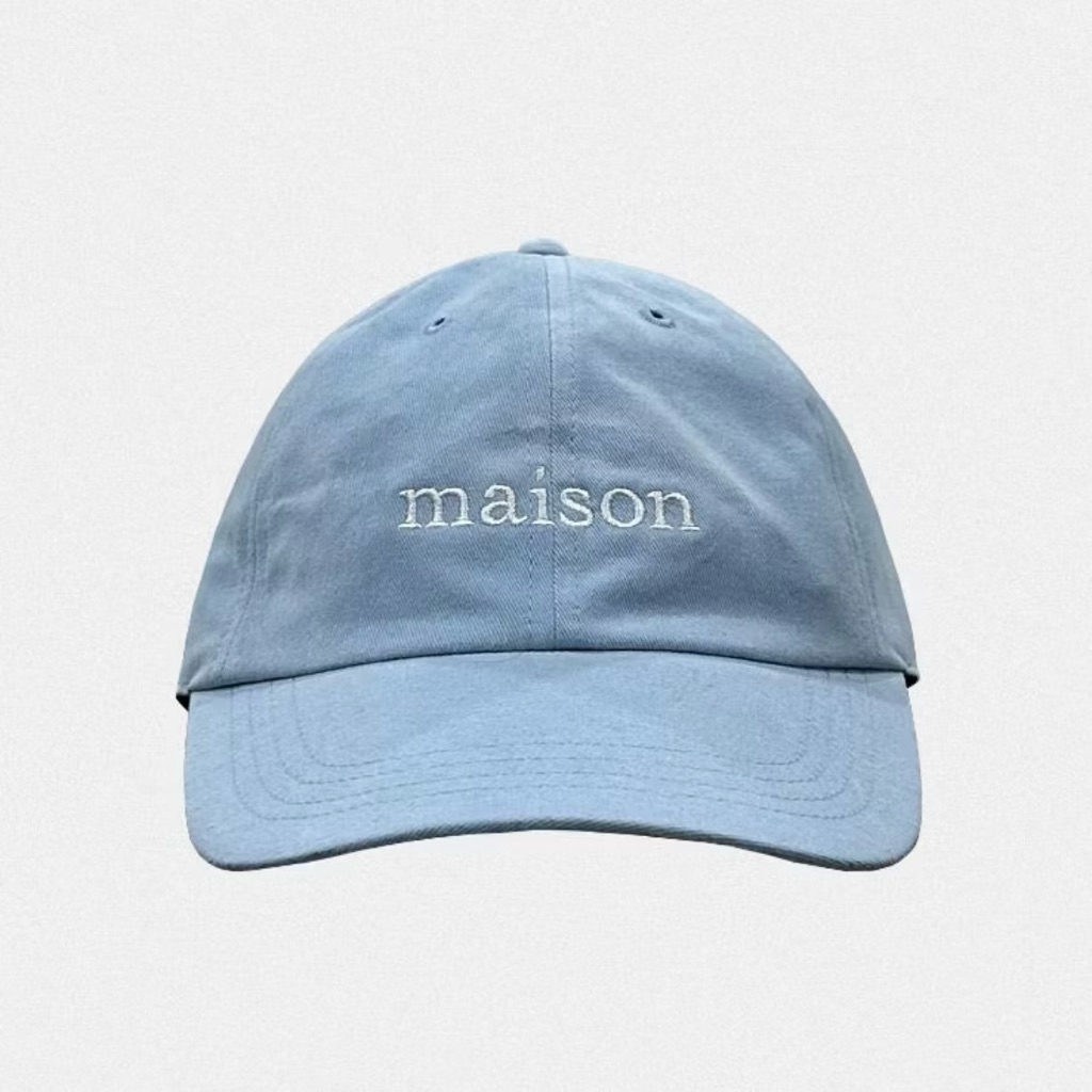 หมวก maison ใส่ครั้งเดียวไม่มีตำหนิ สีฟ้า