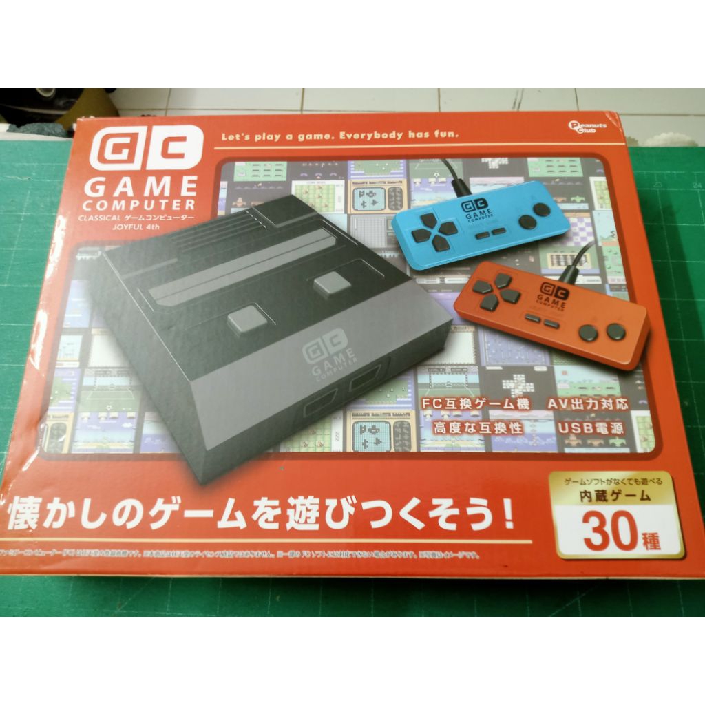 เครื่อง​เล่น​เกมตลับ​ Family​ และมีเกมส์​ในตัวอีก​ 30 เกมส์​ ครับ🎮