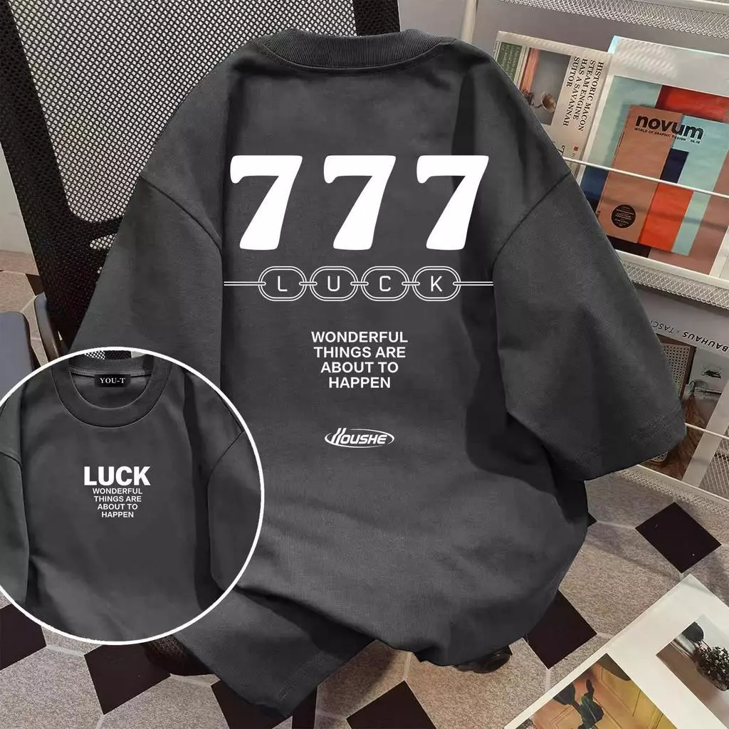 TEE·SHOP เสื้อยืด oversize เสื้อเท่ๆ เกาหลี ลาย LUCKY SEVEN ใส่ได้ทั้งชายและหญิง เกาหลีสไตล์ พิมพ์ลาย ผ้านิ่มใส่สบาย COD – โปรปัง