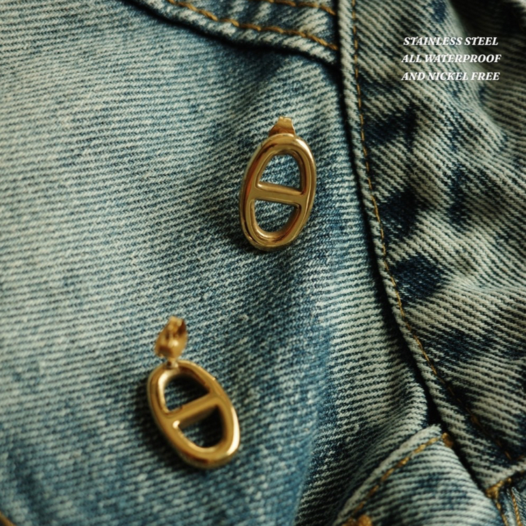 Valencia Haus • CORA EARRINGS • [ต่างหูทรงวงรีมินิมอลสีทอง สแตนเลส กันน้ำ]