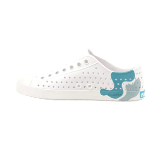 Native รองเท้ากันน้ำผู้ใหญ่ EVA รุ่น Jefferson Wanderfoam Block Shell White/ Shell White/ Blue Squiggle Block