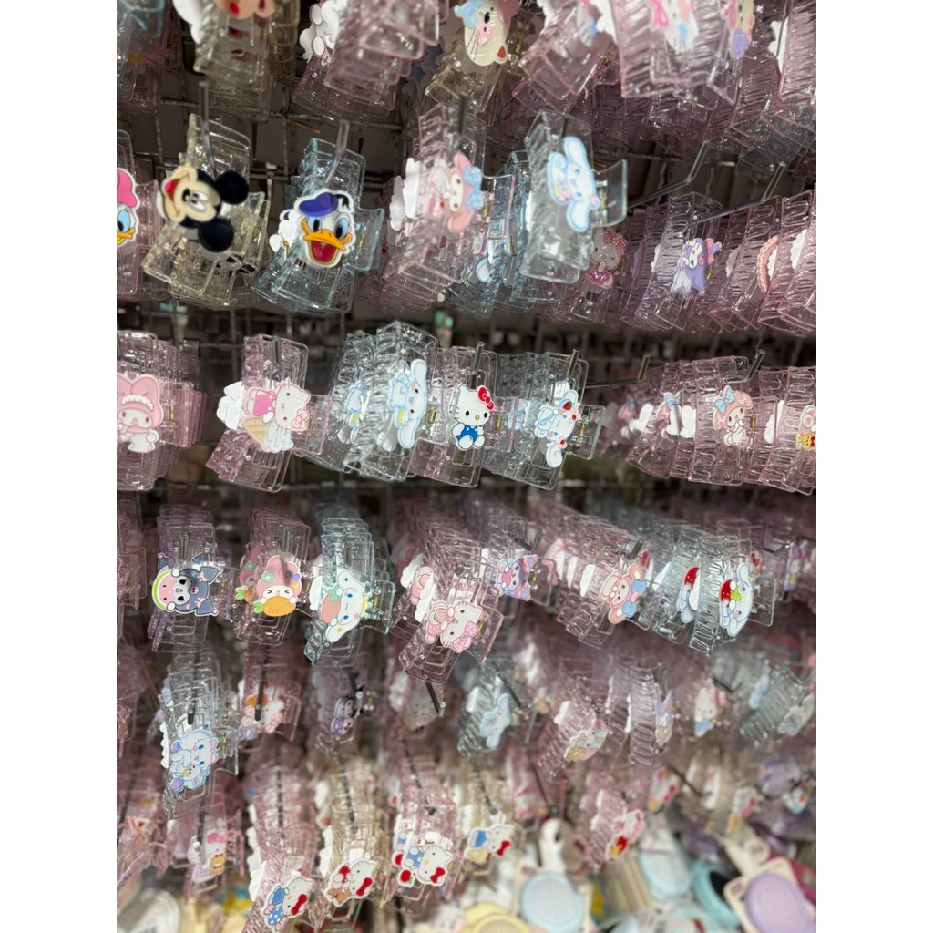 (ยกโหล 12ชิ้น) หงับผม หงับใส สีใส ลายซานริโอ้ คละลาย