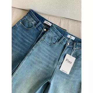 Pura:Code:PR003-PR004กางเกงยีนส์กระบอกกลางผ้ายืด(The Perfect Fit)ผ้าทอตัวพรีเมี่ยม ทรงคลาสสิก ผ้านุ่มละมุน ดีไซน์แต่งกระ