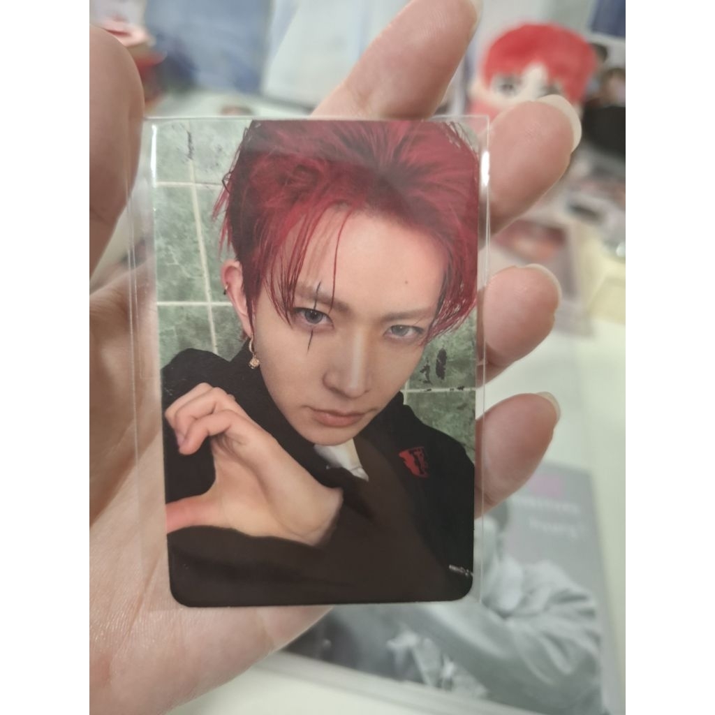 ENHYPEN HEESEUNG CAFE CARD