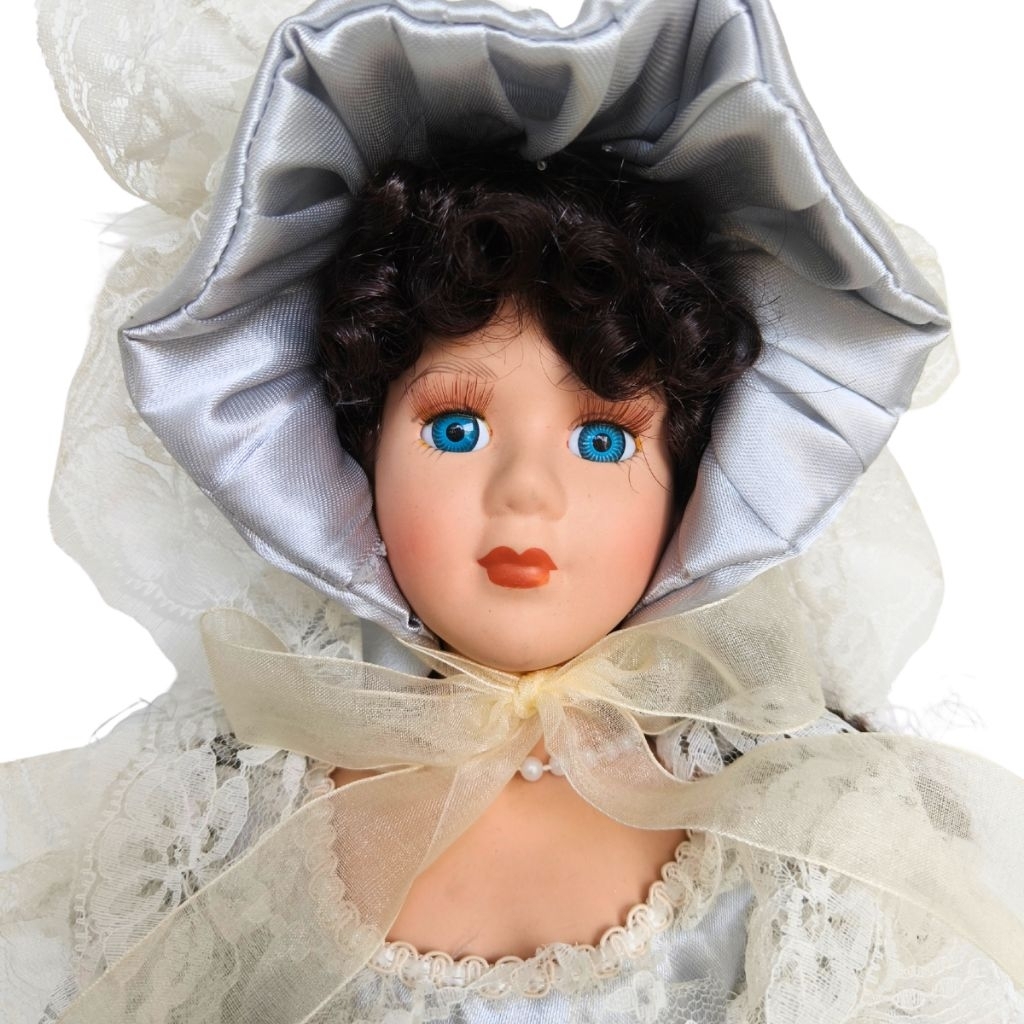 Porcelain doll 06 ตุ๊กตาหน้ากระเบื้อง มือ2 ไม่มีสแตน