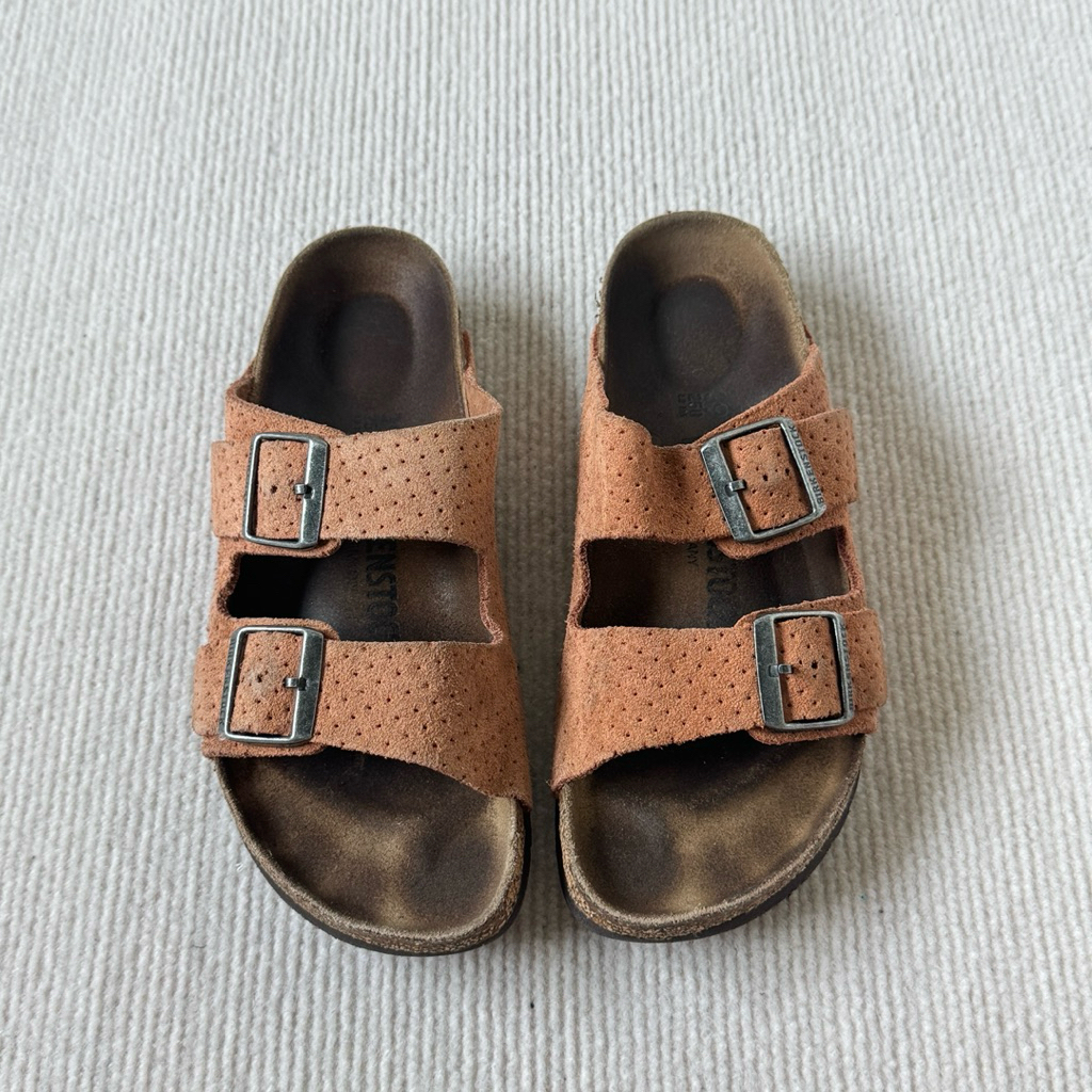 Birkenstock รองเท้ามือสองของแท้ ไม่มีกล่อง sz.39
