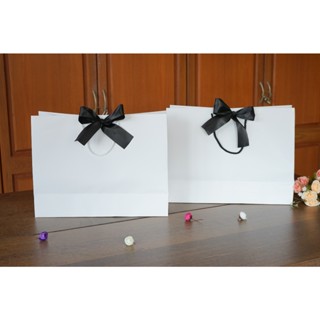 🔥  RB2 ขายส่ง 🔥   ถุงกระดาษสีขาว ผูกโบว์ พรีเมียม 13