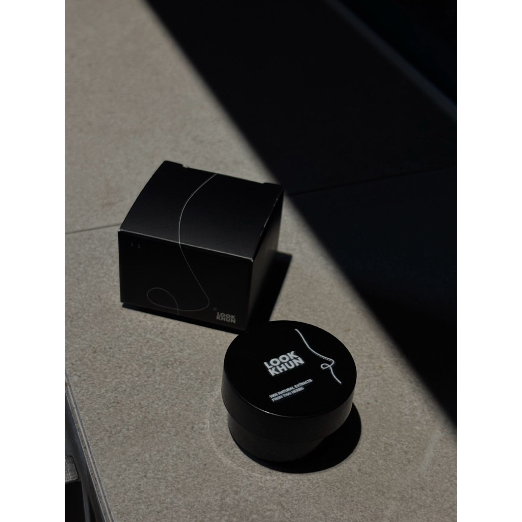 ยาดม LOOK KHUN ยาดมสมุนไพร แบบกระปุก กลิ่นหอม สดชื่น