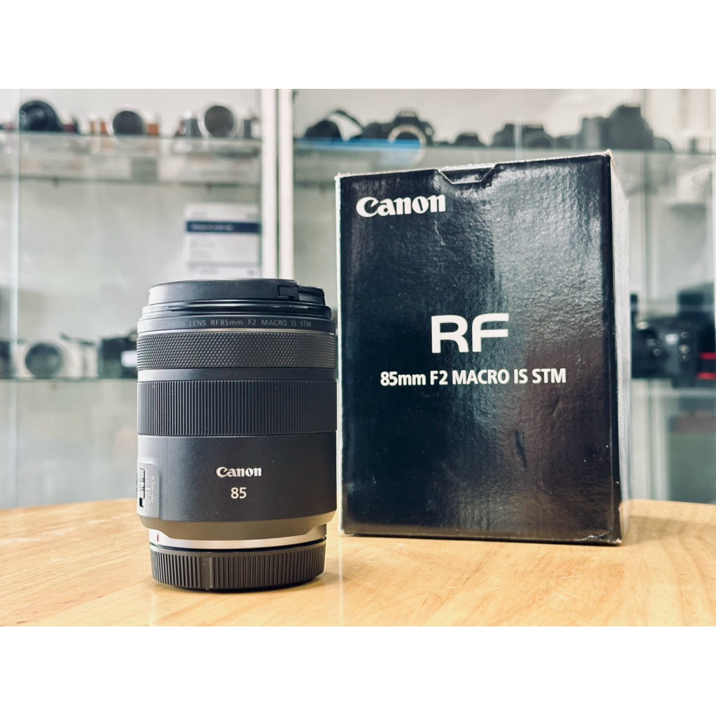 canon RF 85mm F2 MACRO
