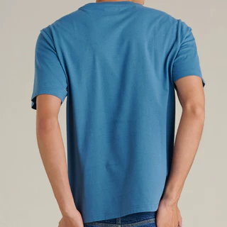 Mc JEANS (แม็คยีนส์) เสื้อยืดผู้ชาย เสื้อยืดแขนสั้น ทรงเรกูลาร์ Regular Fit T-Shirt มีให้เลือก 2 สี MTSZD52