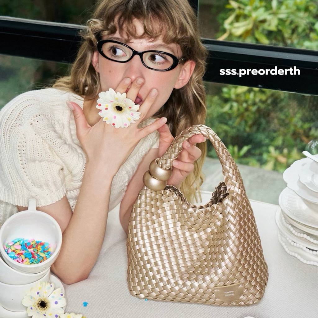 [ พร้อมส่งในไทย ] กระเป๋า MUVA Knitting Small Bag