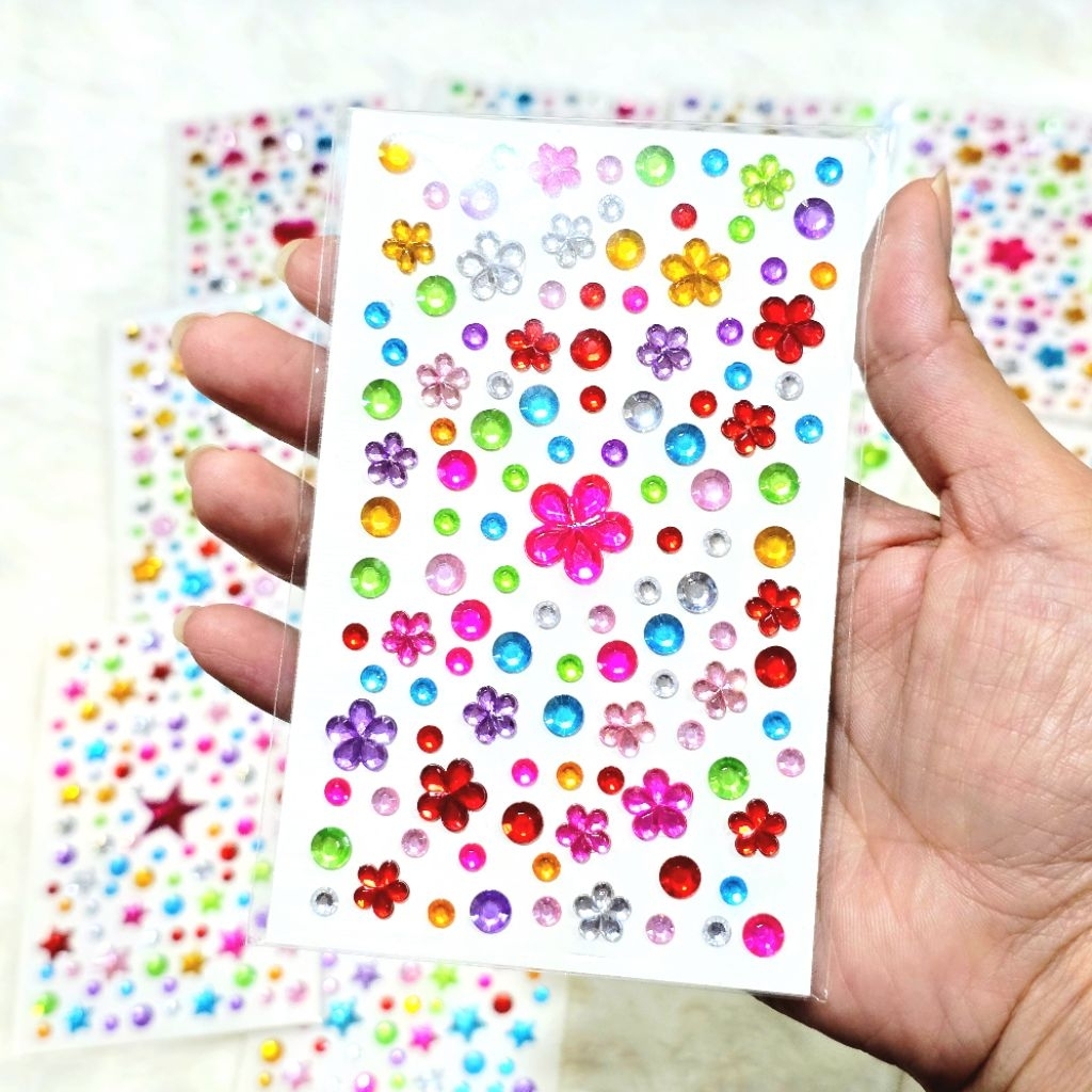 สติ๊กเกอร์ คริสตัล สีสันสดใส ติดหน้า ติดผม ติดเสื้อผ้า ตกแต่งสิ่งของ DIY (1แผ่น)