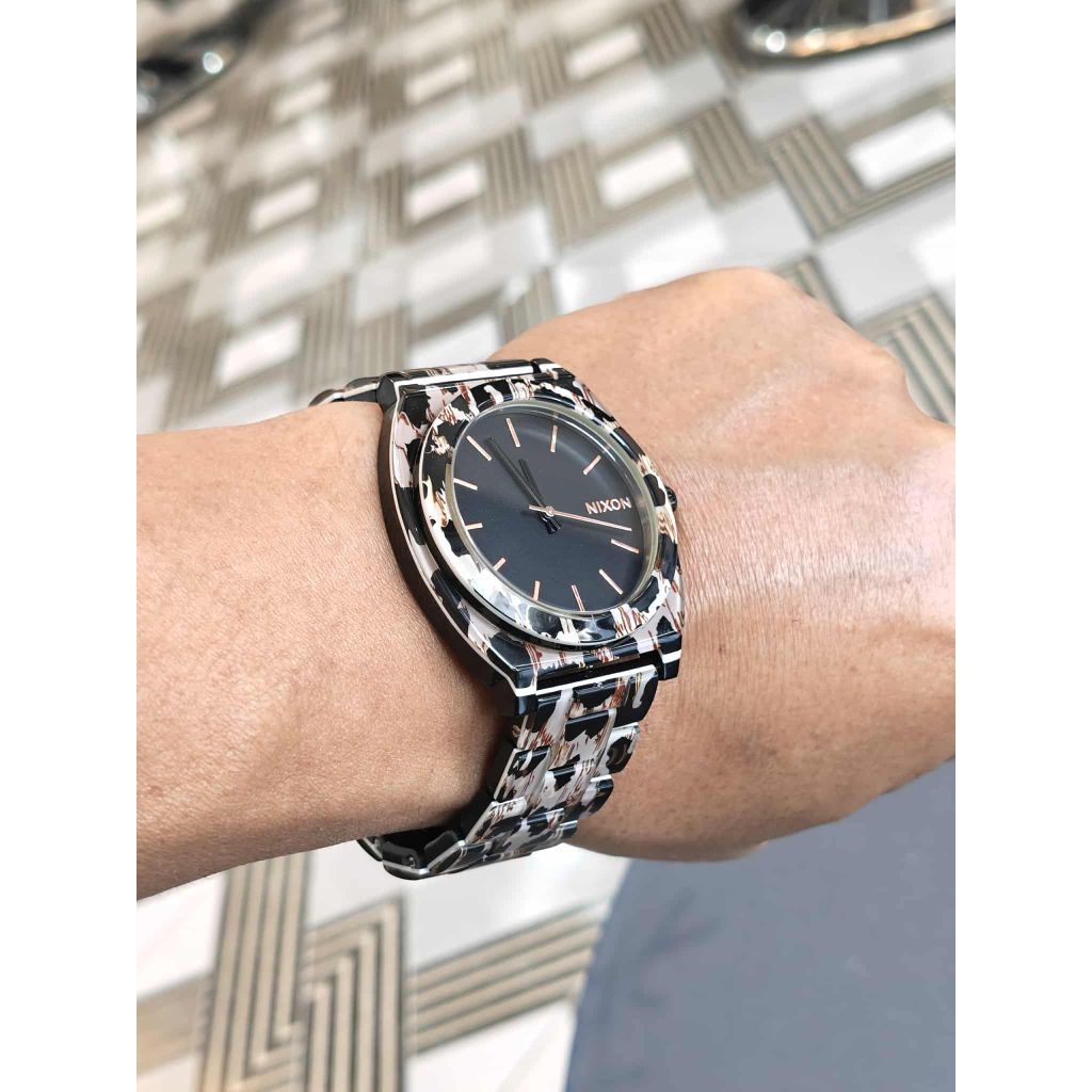 NIXON JAPAN 🇯🇵มือสองของแท้💯