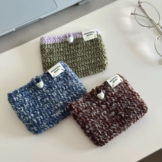 (Pre-order)Digital camera pouch | crochet | handmade 📷🧶กระเป๋าถักใส่กล้องดิจิตอลและใส่บัตร (ขนาด8x11cm.)