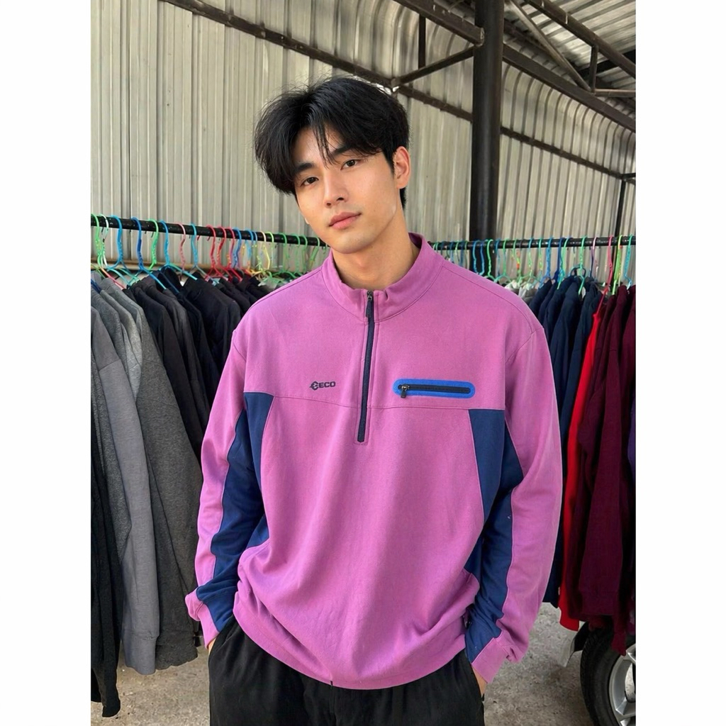 ECO Sport เสื้อสเวตเตอร์มือสอง ครึ่งซิป (Half Zip) สีม่วงชมพู แต่งสีน้ำเงิน กระเป๋าซิปอก ผ้านุ่ม สไต