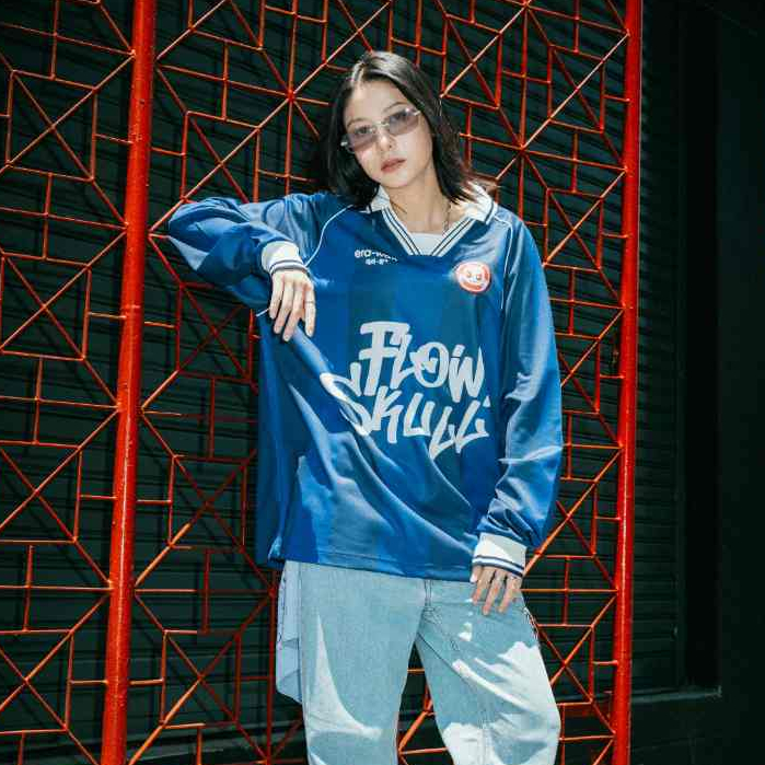 era-won แขนสั้น สำหรับคุณผู้ชาย T-SHIRT JERSEY FOOTBALL ลาย FLOWSKULL สีน้ำเงิน