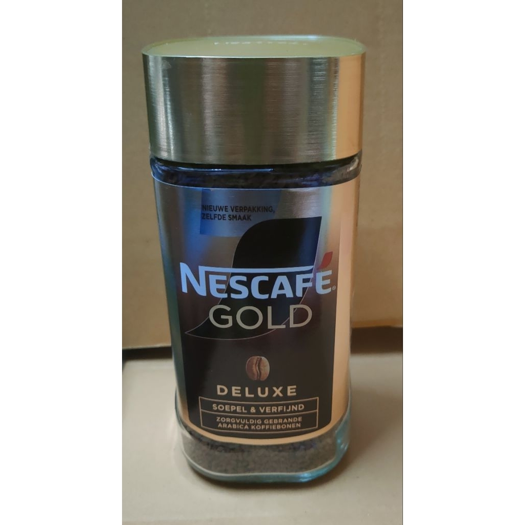 แพคเกจใหม่ !! เนสกาแฟโกลด์เดอ ลุค  NESCAFE GOLD DE LUXE สวิตเซอร์แลนด์ 🇨🇭 ขวดแก้ว 200 กรัม พร้อมส่ง