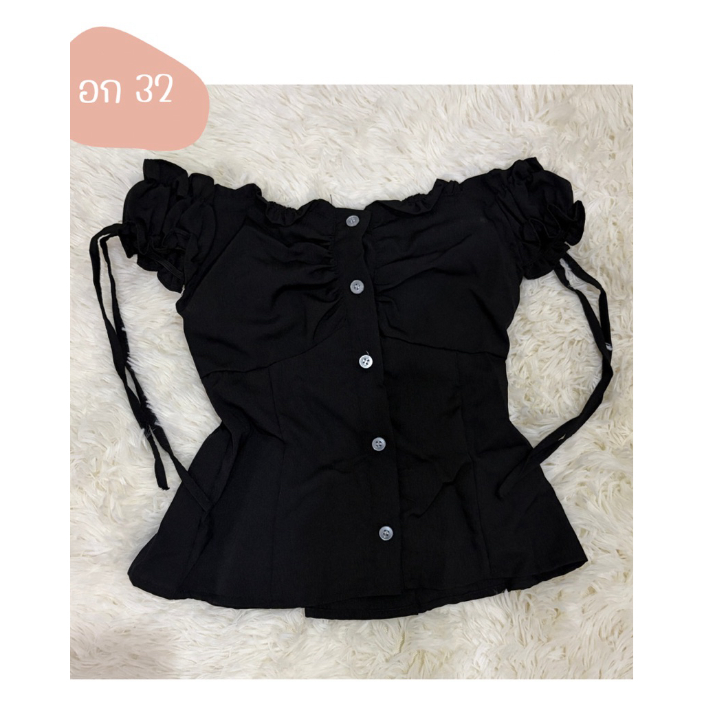 เสื้อแฟชั่นป้าย hello baby มือ 1 ปาดไหล่