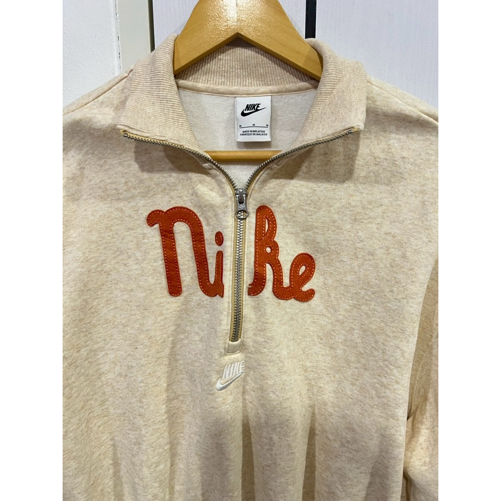 Nikeแท้ป้ายครบ Half zip อก42 ยาว23 สวยสีน่ารักมากๆ