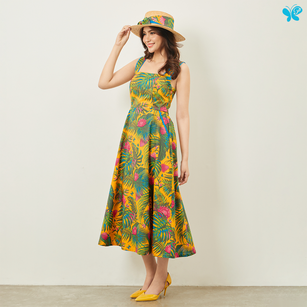 เดรสผู้หญิง [Papillon] Women Firework Dress ทรง Midi ลายดอกดาหลา ผ้า Cotton 100% สัมผัสนุ่ม สวมใส่สบายด้วยสม็อคด้านหลัง